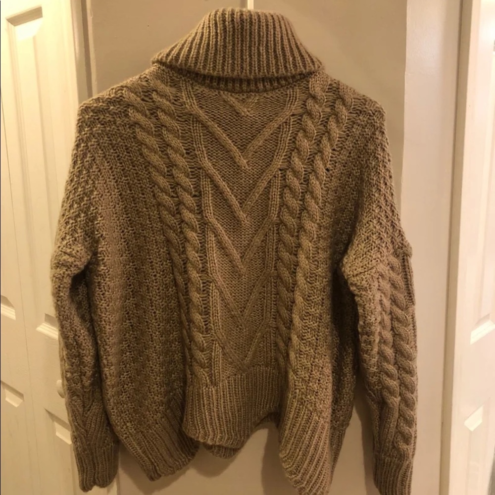 turtle neck sweater